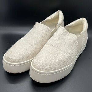 Vince Camuto, Warren slip on sneakers in a linen in size 9 medium